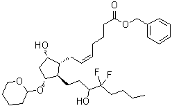 Benzyl (Z)-7-[(1R,2R,3R,5S)-2-(4,4-difluoro-3-hydroxyoctyl)-5-hydroxy-3-[(tetrahydro-2H-pyran-2-yl)oxy]cyclopentyl]hept-5-enoate molecular structure (CAS 136790-77-7)